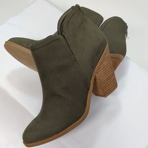 Joie Olive Ankle Booties